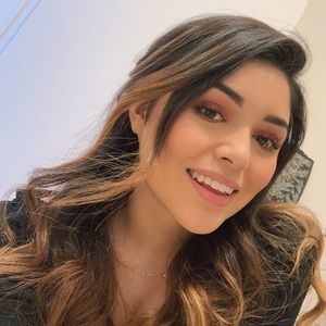 Meet your Posher, Daniela